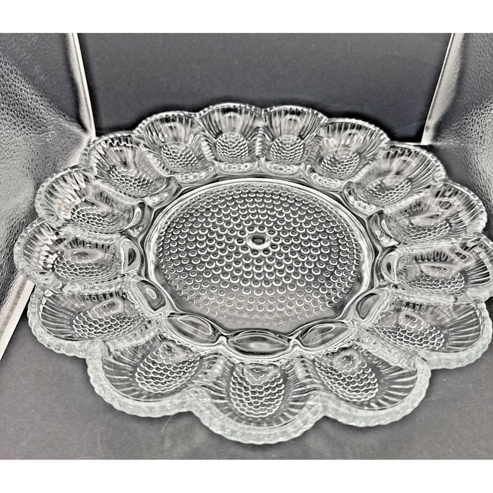 Dewdrop Texture Hobnob Indiana Glass‎ Deviled Egg Plate